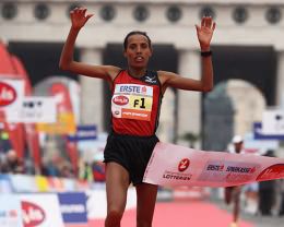 A bécsi maraton női győztese az etióp Fate Tola
