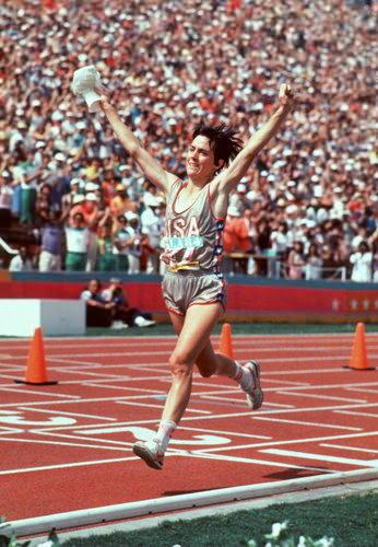 Joan Benoit első női olimpiai maraton győztese