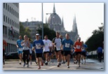 Plus Budapest Marathon maraton futók