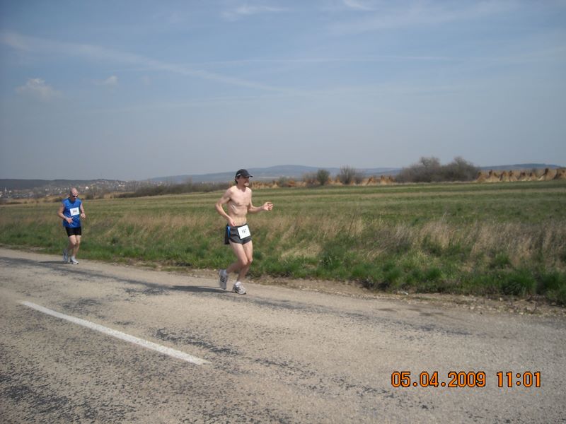 Budapest Run csapat a Velencei-tó körül budapest_run_133.jpg budapest_run_133.jpg