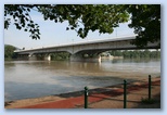 Duna áradása Budapesten Árpád híd, Duna , Margitsziget futópálya