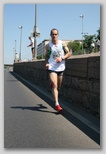 K&H Olimpiai Maraton és félmaraton váltó futás Budapest képek 1. fotók vezető pozícióban