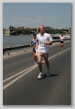 K&H Olimpiai Maraton és félmaraton váltó futás Budapest képek 4. fotók 2009 Van Neon futók