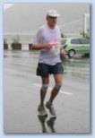 Budapest Maraton futás esőben Palotai Gábor