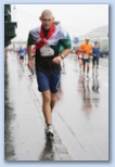 Budapest Maraton futás esőben Reiner János