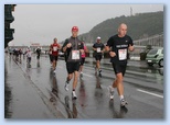 Budapest Maraton futás esőben Jakab Gábor, Galcsó Tamás