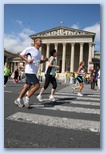 Nike Félmaraton budapesti futóverseny célja a Városligetben Szépművészeti Múzeum