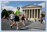 Nike Félmaraton budapesti futóverseny célja a Városligetben Szépművészeti Múzeum Budapest