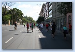 Nike Félmaraton futás Budapest futók  a Dózsa György úton
