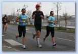 Tudás Útja Félmaraton Futóverseny Half Marathon Budapest futás Mónival és Szilvivel
