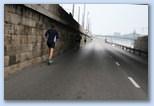 Tudás Útja Félmaraton Futás futás az Erzsébet híd alatt
