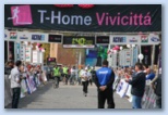 T-Home Vivicittá futás Budapest Városliget T-Home Vivicittá befutó nagy taps az a legtovább kitartó futónak