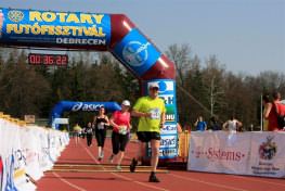 Debrecen Maraton és Félmaraton Rotary Futófesztivál befutók
