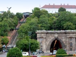 Budavári Sikló és a budai Váralagút