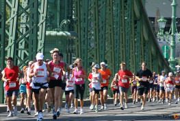 Szabadság híd Nike Budapest Félmaraton futóverseny