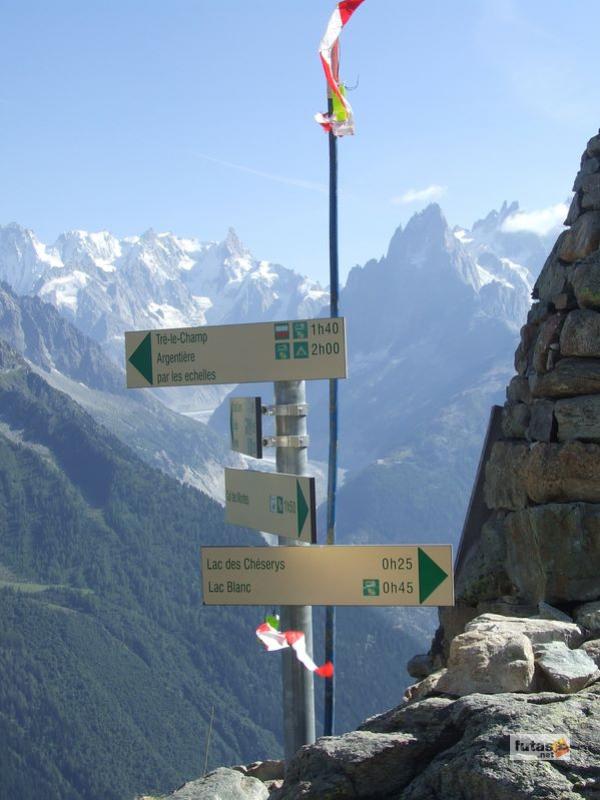 Ultra Trail du Mont-Blanc ultra_trail_du_mont_blanc_20305.jpg ultra_trail_du_mont_blanc_20305.jpg