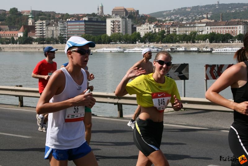 Nike Budapest Half Marathon budapest_nike_half_marathon_7895.jpg Ori Nike Budapest Half Marathon, budapest_nike_half_marathon_7895.jpg, Ori