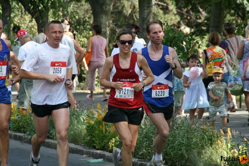 Nike Budapest Half Marathon budapest_nike_half_marathon_7935.jpg budapest_nike_half_marathon_7935.jpg Nike Budapest Half Marathon, budapest_nike_half_marathon_7935.jpg, budapest_nike_half_marathon_7935.jpg