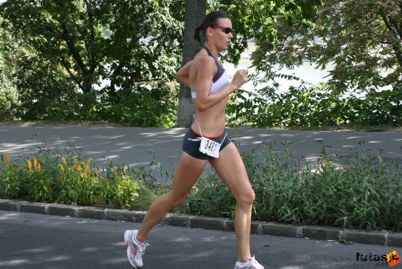 Nike Budapest Half Marathon budapest_nike_half_marathon_7940.jpg Kárász Erika Nike Budapest Half Marathon, budapest_nike_half_marathon_7940.jpg, Kárász Erika