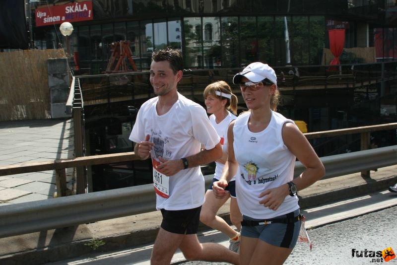 Nike Budapest Half Marathon budapest_nike_half_marathon_8017.jpg Balázs, Évi Nike Budapest Half Marathon, budapest_nike_half_marathon_8017.jpg, Balázs, Évi