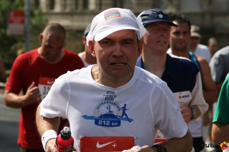 Nike Budapest Half Marathon budapest_nike_half_marathon_8070.jpg budapest_nike_half_marathon_8070.jpg Nike Budapest Half Marathon, budapest_nike_half_marathon_8070.jpg, budapest_nike_half_marathon_8070.jpg