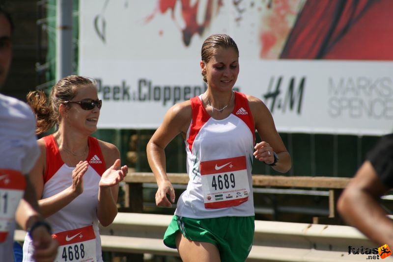 Nike Budapest Half Marathon budapest_nike_half_marathon_8091.jpg Andrejkovics Andrea Nike Budapest Half Marathon, budapest_nike_half_marathon_8091.jpg, Andrejkovics Andrea