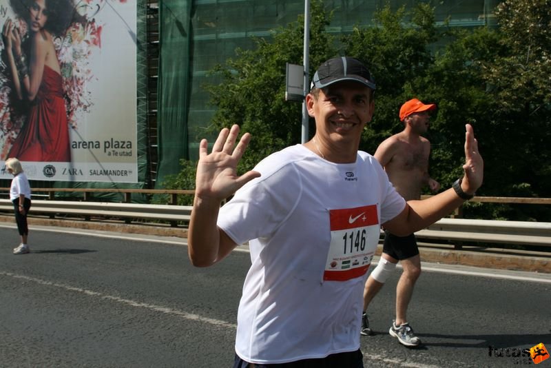 Nike Budapest Half Marathon budapest_nike_half_marathon_8130.jpg Váli István Nike Budapest Half Marathon, budapest_nike_half_marathon_8130.jpg, Váli István