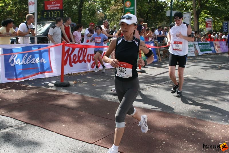 Nike Budapest Half Marathon budapest_nike_half_marathon_8178.jpg Akiko Kimura, Japan Nike Budapest Half Marathon, budapest_nike_half_marathon_8178.jpg, Akiko Kimura, Japan