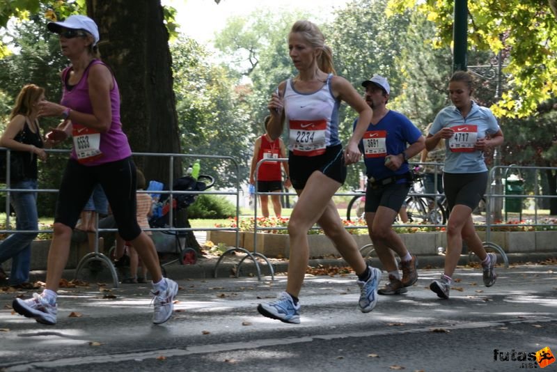 Nike Budapest Half Marathon budapest_nike_half_marathon_8213.jpg budapest_nike_half_marathon_8213.jpg Nike Budapest Half Marathon, budapest_nike_half_marathon_8213.jpg, budapest_nike_half_marathon_8213.jpg