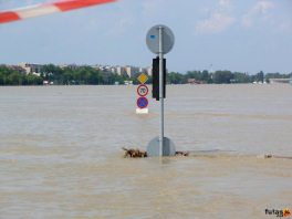 A Duna magas vízállása áradas és árvíz Budapesten