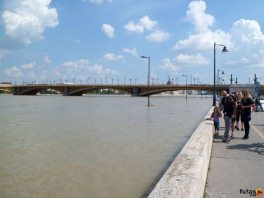 A Duna magas vízállása áradas és árvíz Budapesten
