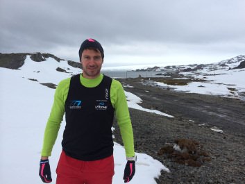 Rob Bell öt társával egy hét alatt hét maratont futott le
