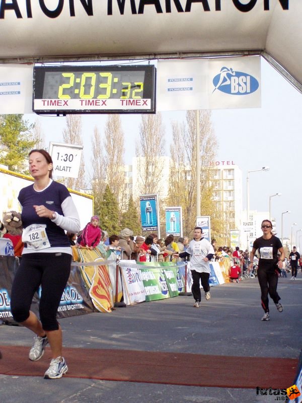 Balaton Maraton Siófok Félmaraton,balaton_maraton_2006_2272.jpg
