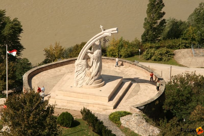 Esztergom Dunaparti Futópartik
