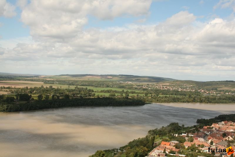Esztergom Dunaparti Futópartik