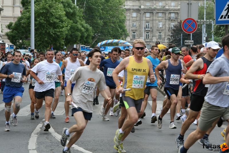 futás Maraton és félmaraton váltó