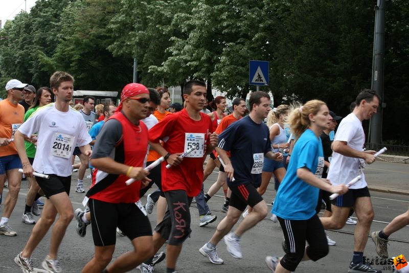futás Maraton és félmaraton váltó