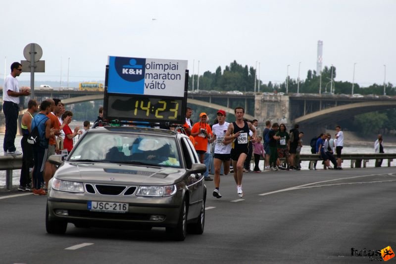 futás Maraton és félmaraton váltó