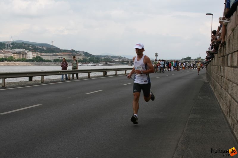 futás Maraton és félmaraton váltó