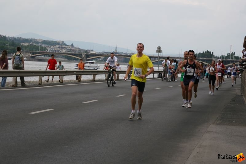 futás Maraton és félmaraton váltó