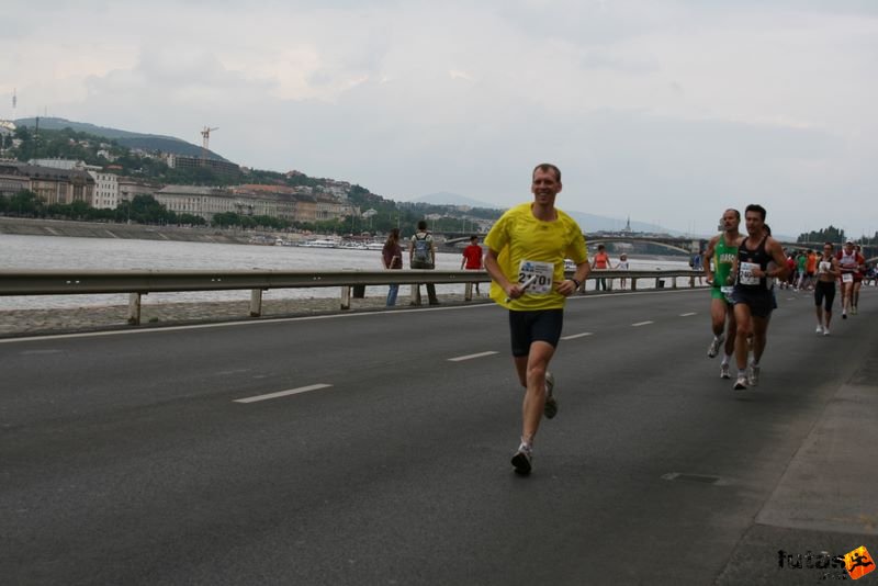 futás Maraton és félmaraton váltó