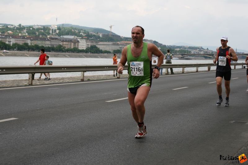 futás Maraton és félmaraton váltó