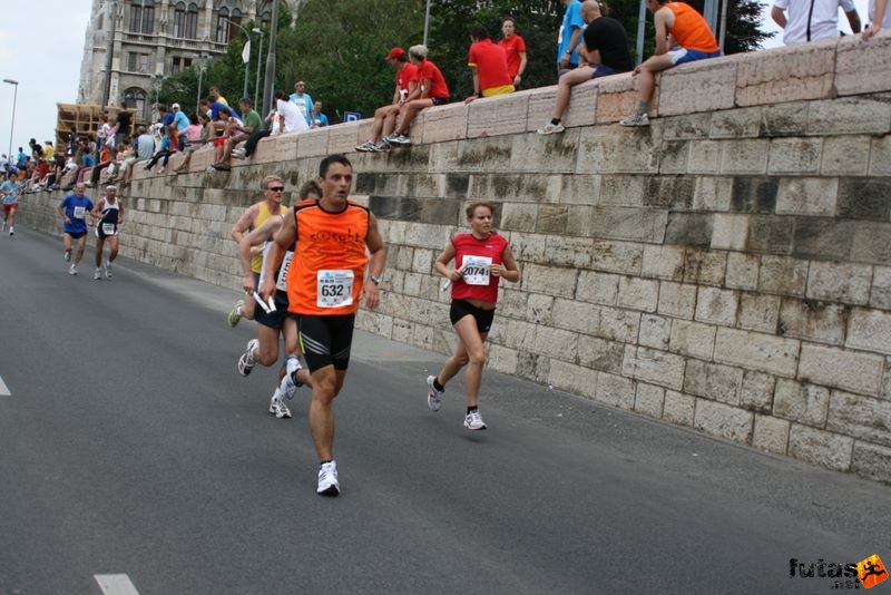 futás Maraton és félmaraton váltó