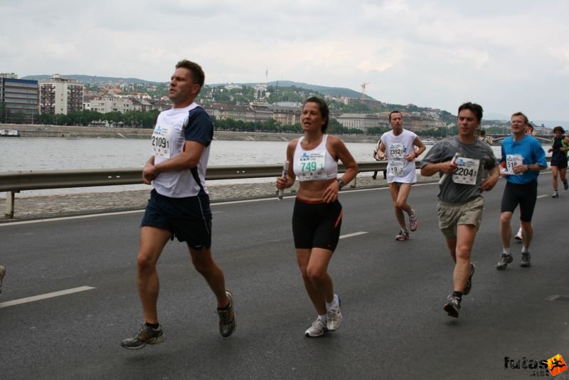 futás Maraton és félmaraton váltó