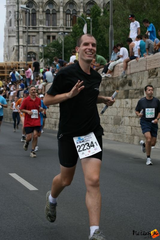 futás Maraton és félmaraton váltó