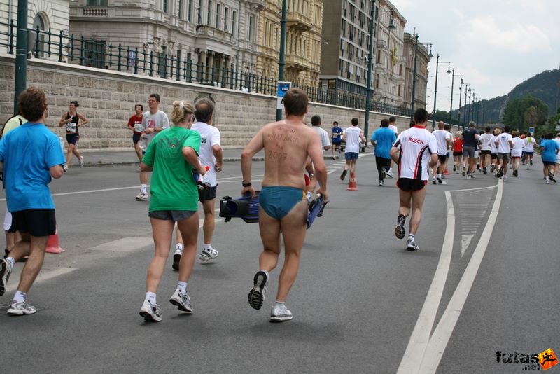 futás Maraton és félmaraton váltó