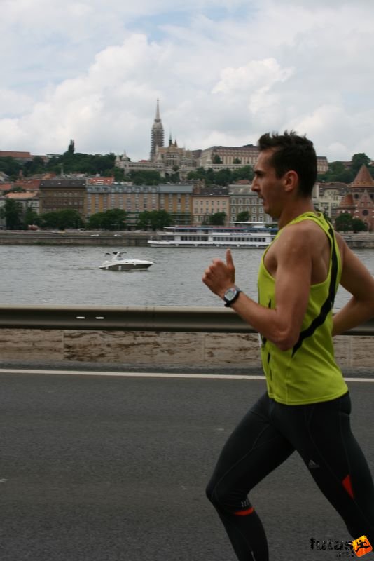 futás Maraton és félmaraton váltó