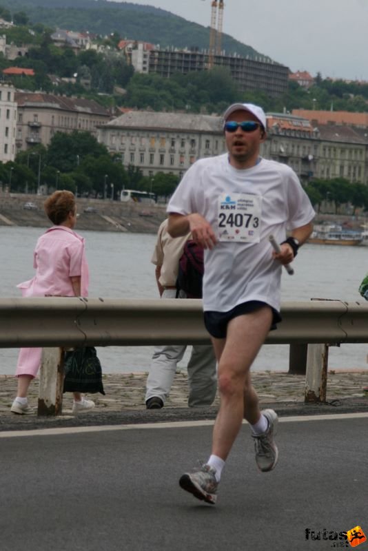 futás Maraton és félmaraton váltó