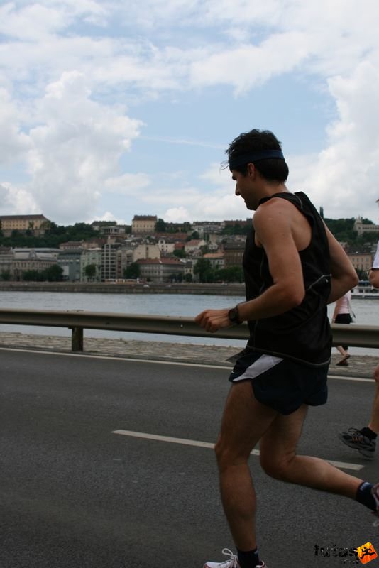 futás Maraton és félmaraton váltó