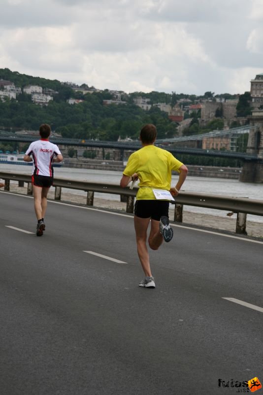 futás Maraton és félmaraton váltó